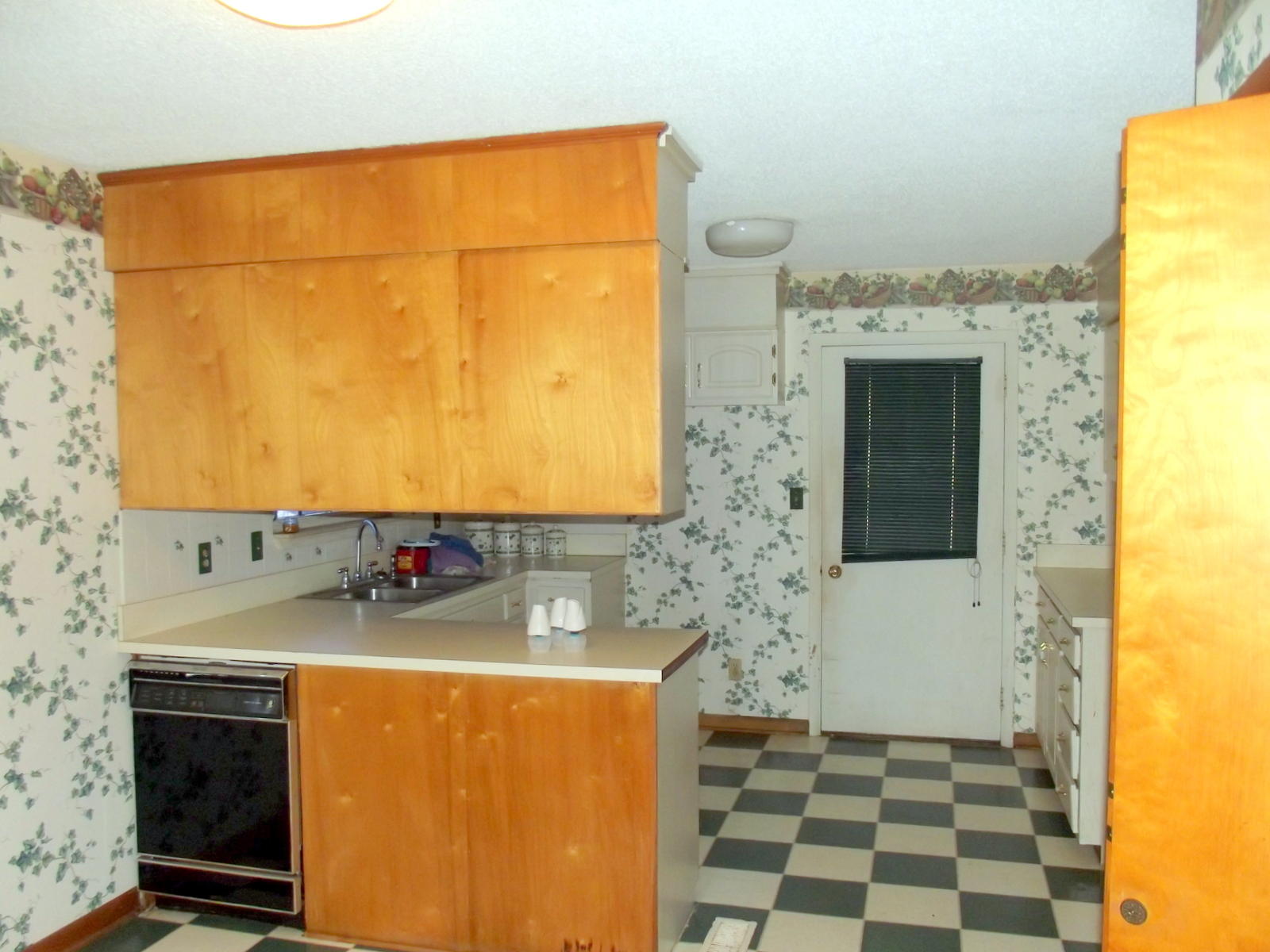 806 Spring Street Philadelphia, TN 37846 - Photo 8 of 22 08-DSCF1711
