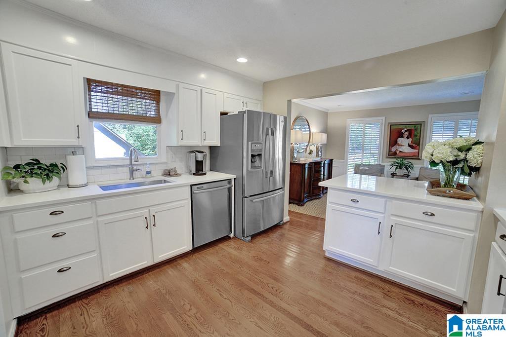 3734 Altacrest Drive Birmingham, AL 35243 - Photo 10 of 28