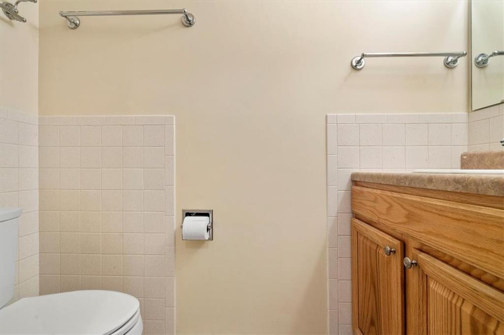 555 Sloop Road, Unit 24 Pittsburgh, PA 15237 - Photo 21 of 34 a bathroom with a sink a toilet and shower