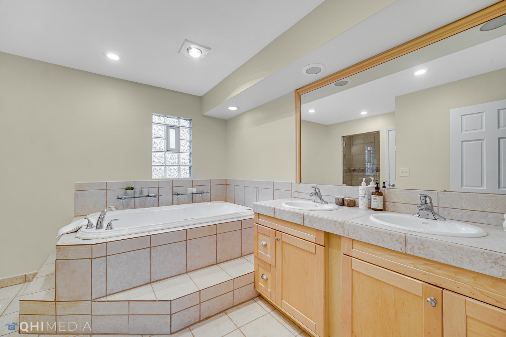 2780 Shannon Road Northbrook, IL 60062 - Photo 18 of 27