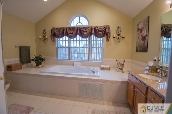 4 Rue Matisse Somerset, NJ 08873 - Photo 11 of 16 Gallery Image 11