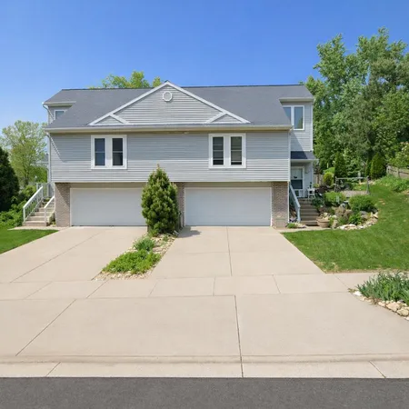 $699,900 | 7342 Santa Fe Trail, Madison, WI 53719