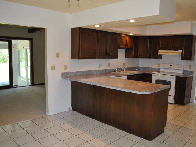 11151 Edison Road Osceola, IN 46561 - Photo 2 of 24 Gallery Image 2