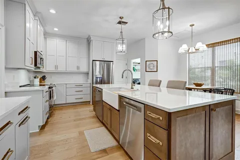 $700,000 | 6011 Williamsburg Way, Tampa, FL 33625