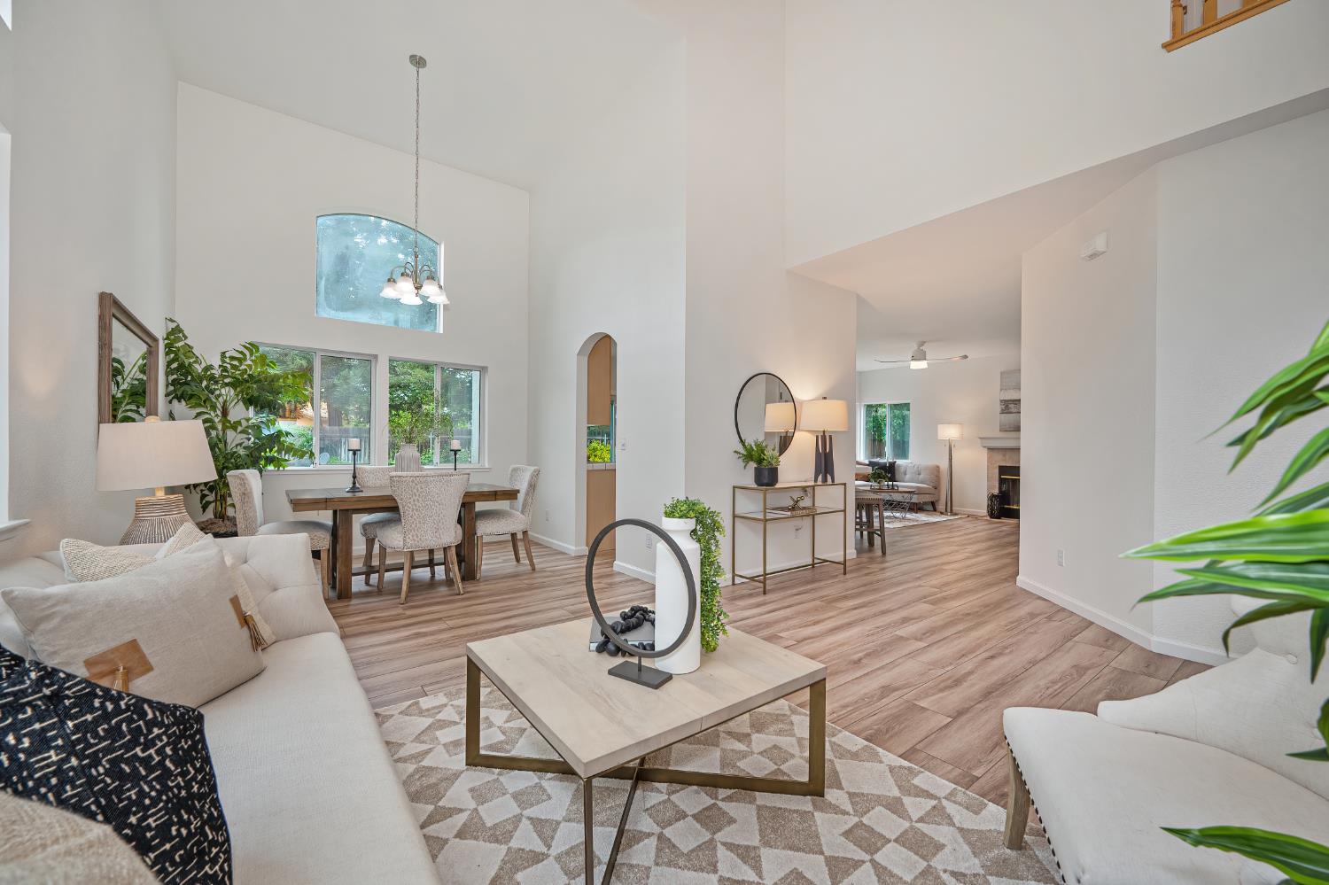 9177 Rizes Way Elk Grove, CA 95758 - Photo 17 of 96