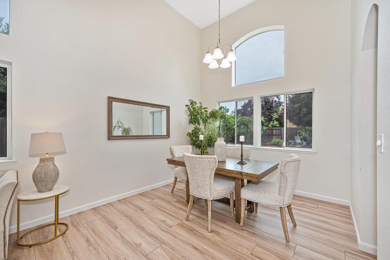 9177 Rizes Way Elk Grove, CA 95758 - Photo 19 of 96