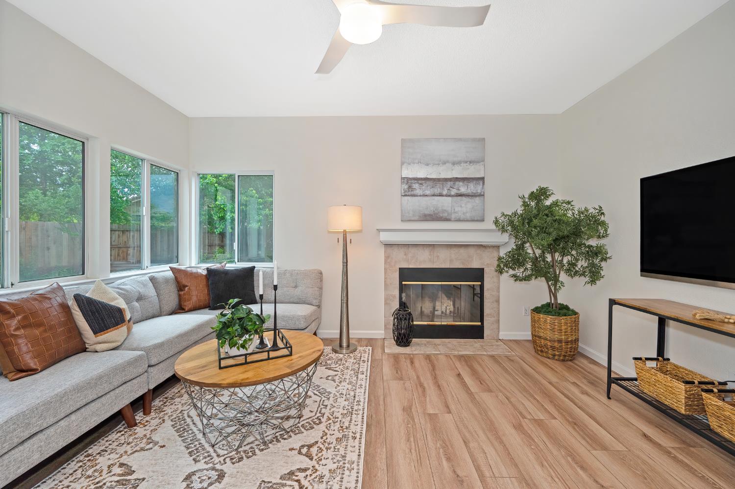 9177 Rizes Way Elk Grove, CA 95758 - Photo 24 of 96