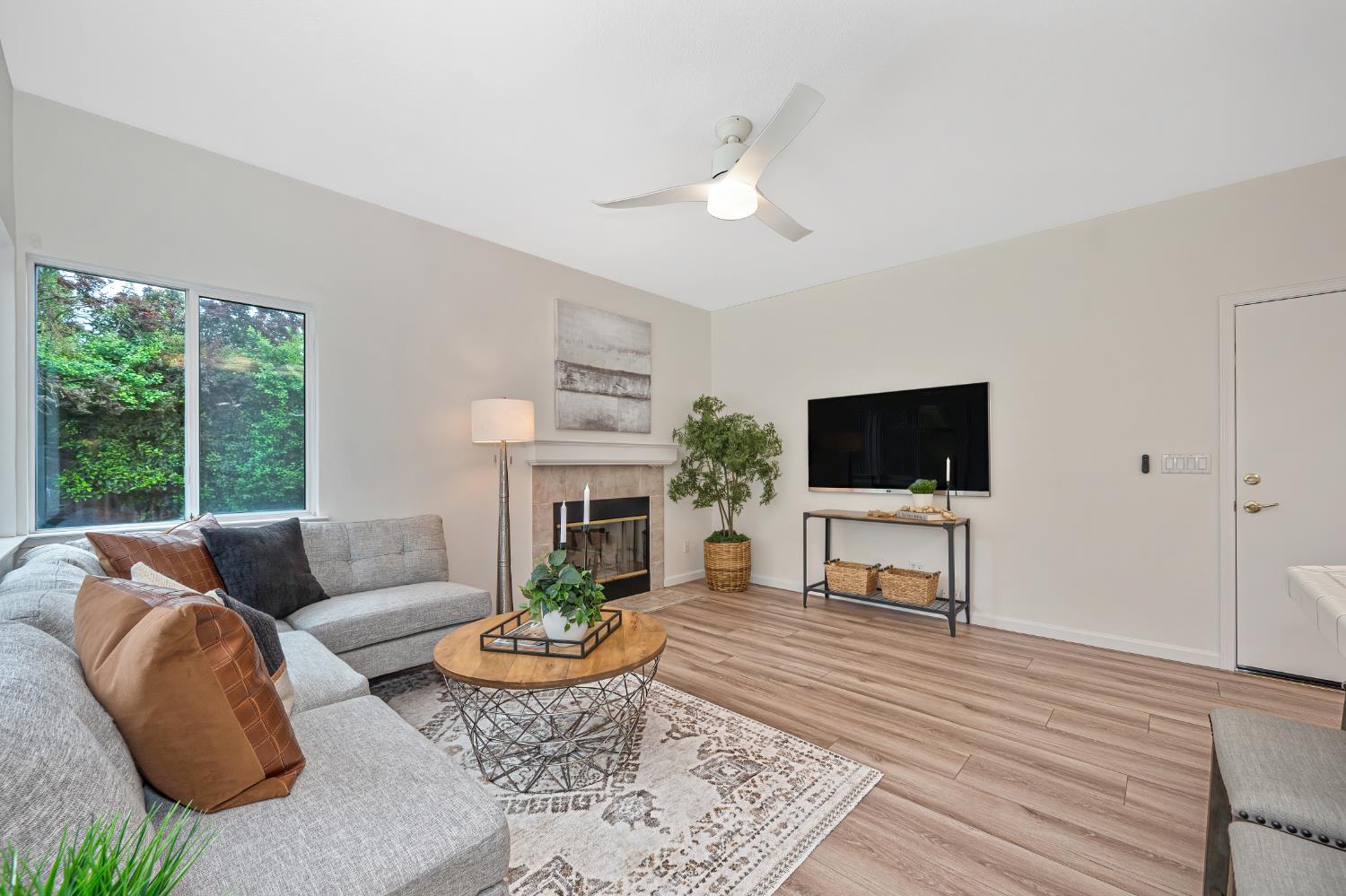 9177 Rizes Way Elk Grove, CA 95758 - Photo 26 of 96