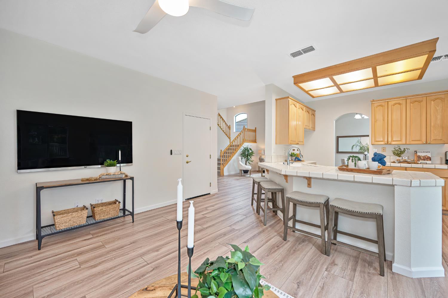 9177 Rizes Way Elk Grove, CA 95758 - Photo 27 of 96