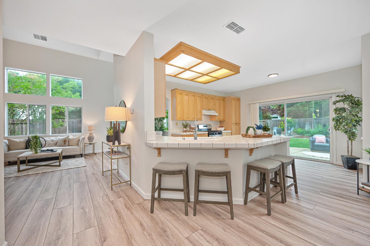 9177 Rizes Way Elk Grove, CA 95758 - Photo 30 of 96