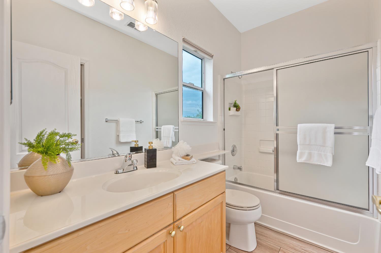 9177 Rizes Way Elk Grove, CA 95758 - Photo 60 of 96