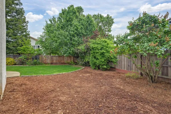 $650,000 | 9177 Rizes Way, Elk Grove, CA 95758