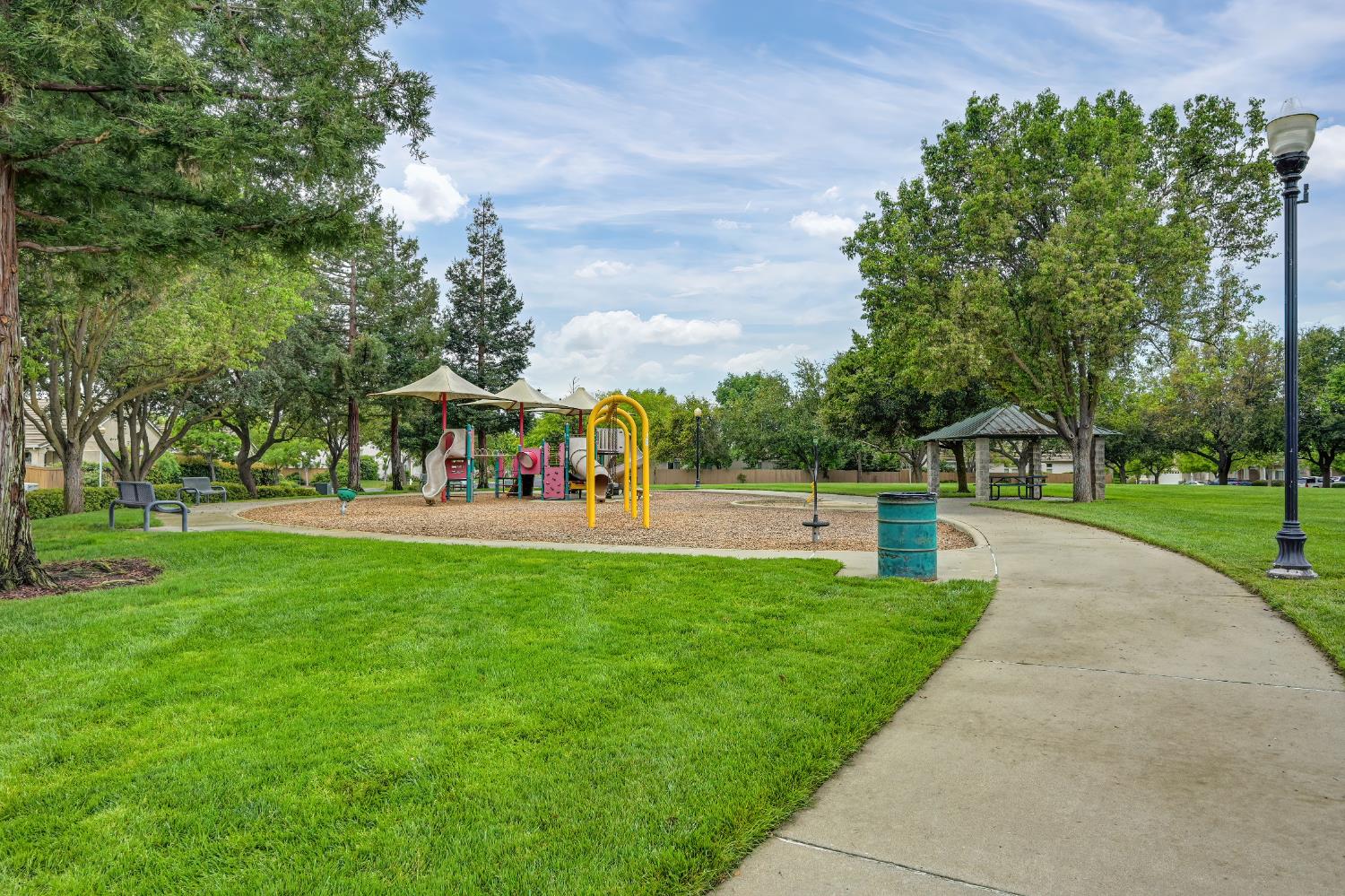 9177 Rizes Way Elk Grove, CA 95758 - Photo 92 of 96