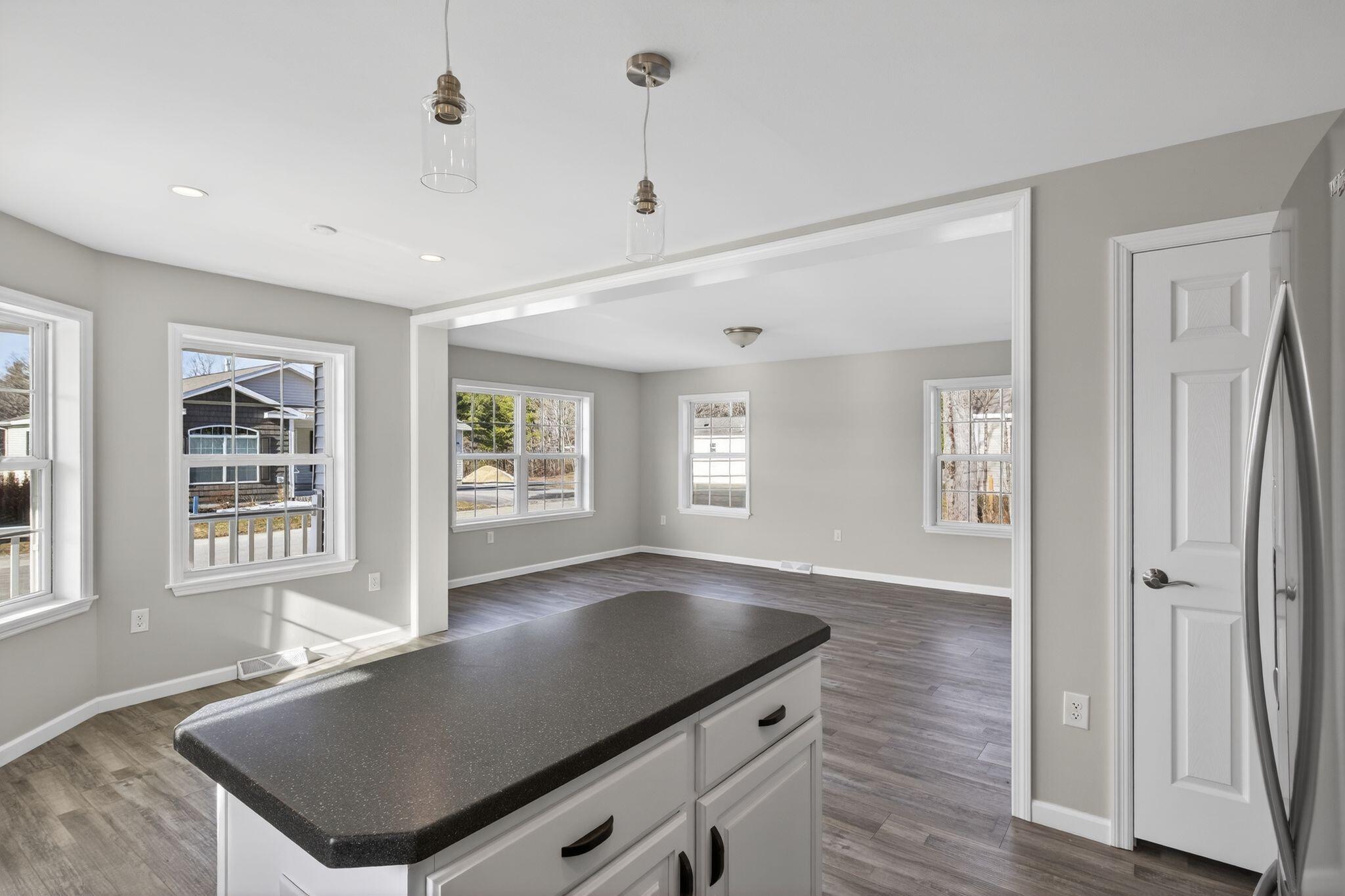 13 Mathew Way Scarborough, ME 04074 - Photo 11 of 23 13_Mathew_Way_019