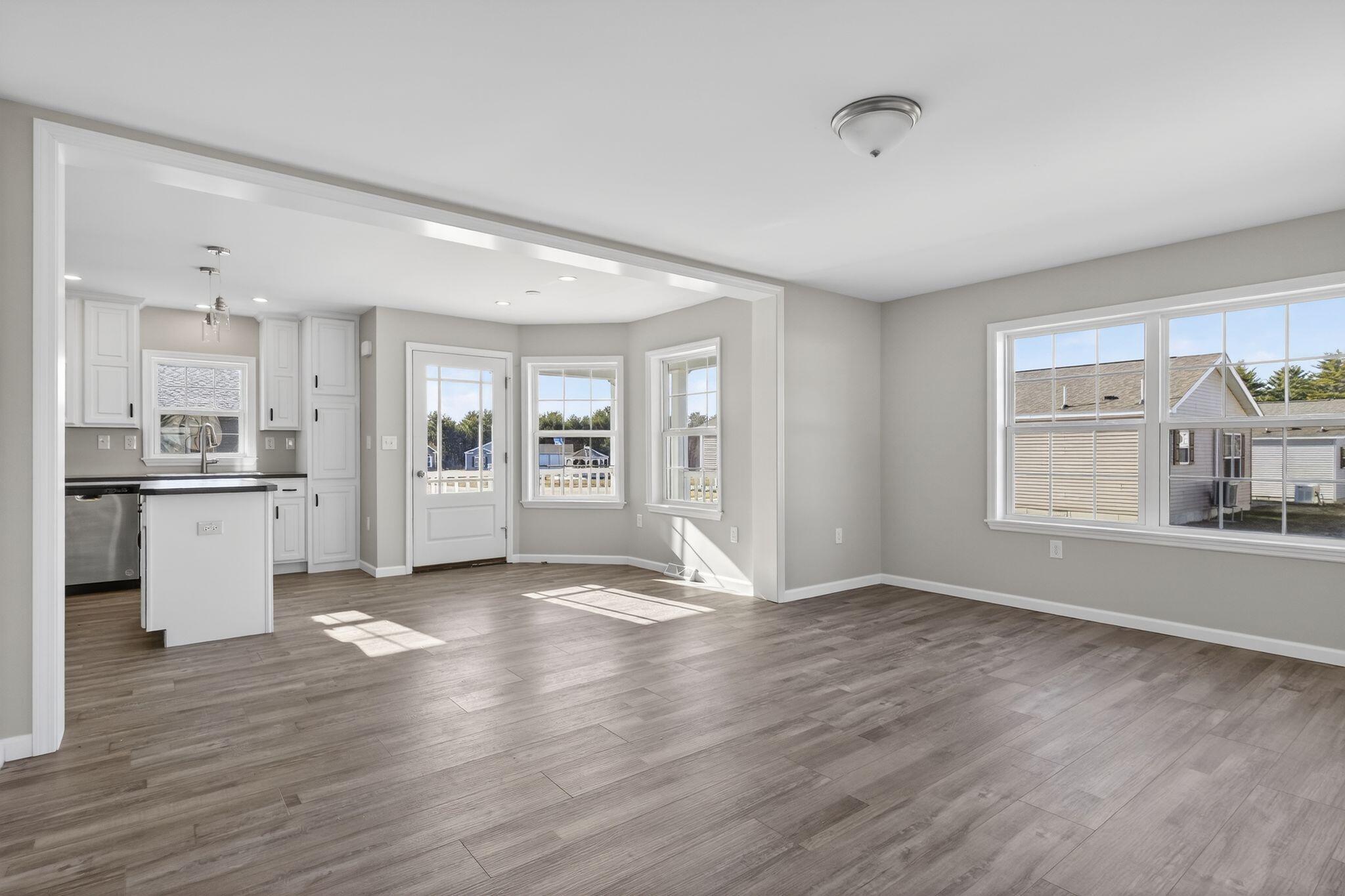 13 Mathew Way Scarborough, ME 04074 - Photo 16 of 23 13_Mathew_Way_034