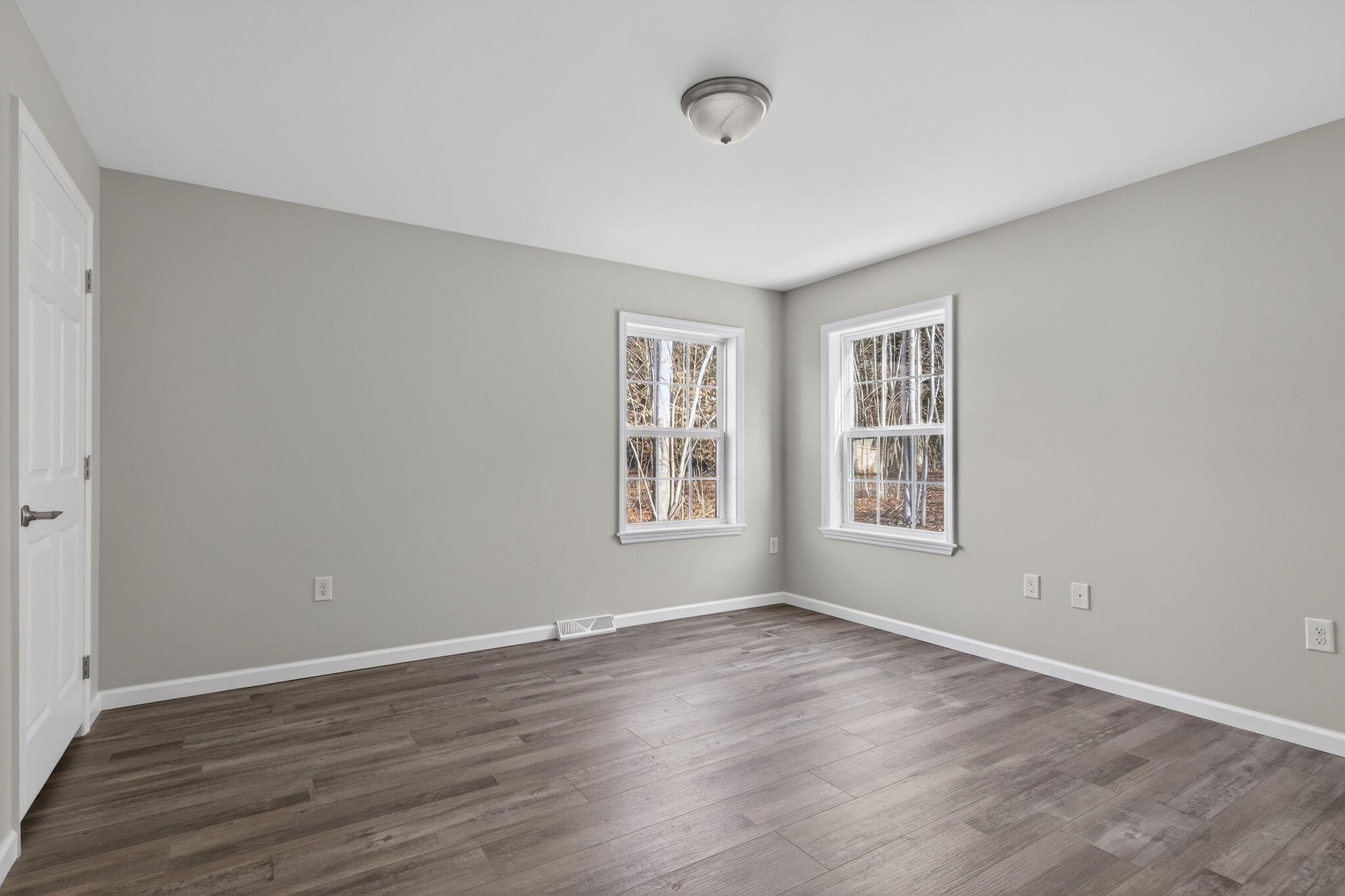 13 Mathew Way Scarborough, ME 04074 - Photo 17 of 23 13_Mathew_Way_037