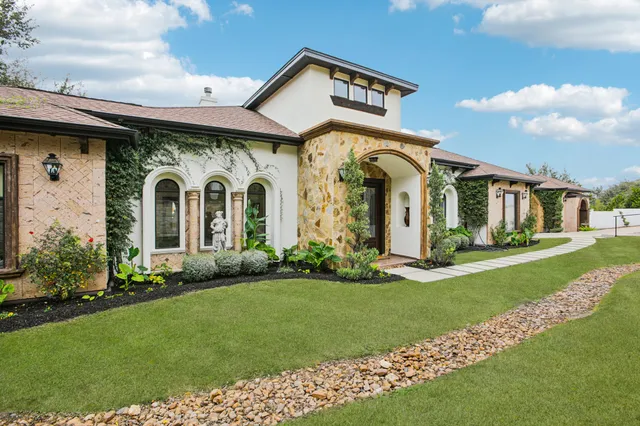 $1,800,000 | 5005 McIntyre Circle, Austin, TX 78734