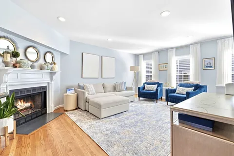$975,000 | 29 North Mead Street, Unit 29, Boston, MA 02129