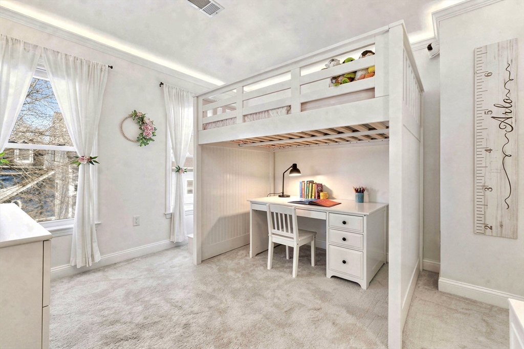 29 North Mead Street, Unit 29 Boston, MA 02129 - Photo 13 of 18