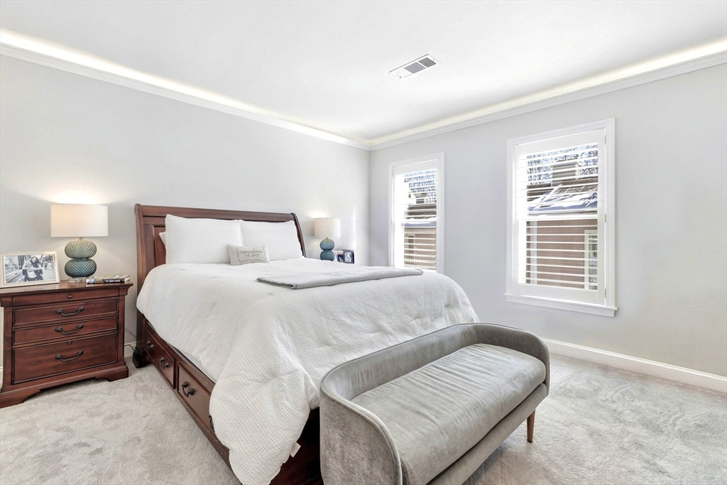 29 North Mead Street, Unit 29 Boston, MA 02129 - Photo 10 of 18