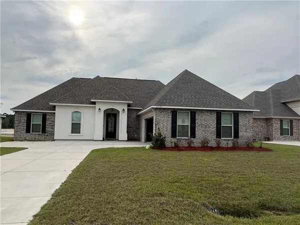 $2,100 | 44195 Shadowpoint Drive, Hammond, LA 70403