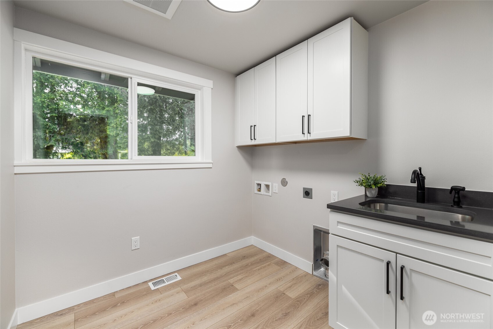 323 West King Tut Road Bellingham, WA 98226 - Photo 23 of 28