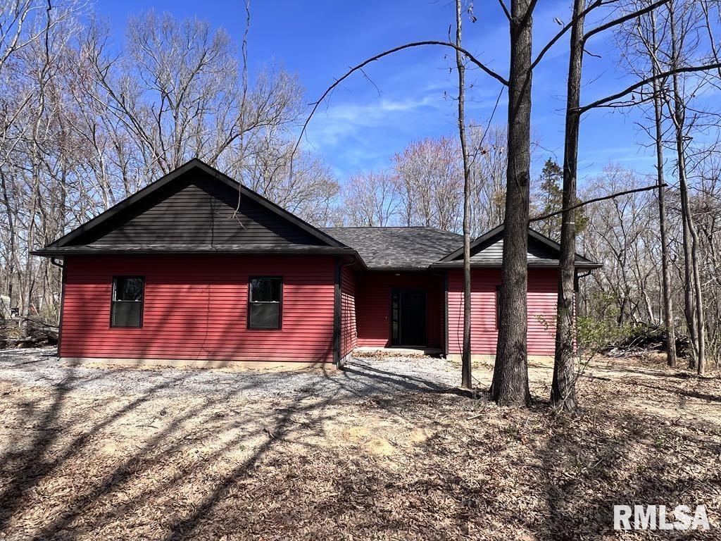 208 Hall Street Hurst, IL 62949 - Photo 14 of 21