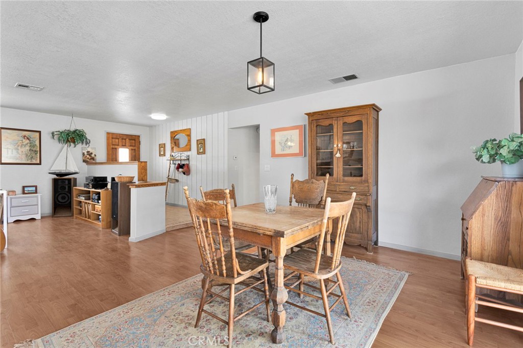14204 Crow Road Apple Valley, CA 92307 - Photo 18 of 58