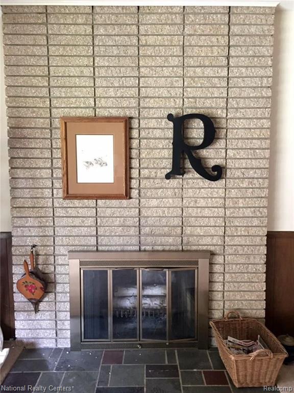 16122 Riverside Street Livonia, MI 48154 - Photo 8 of 16 Gallery Image 8