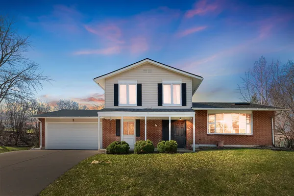 $350,000 | 3 Revere Court, Bolingbrook, IL 60440