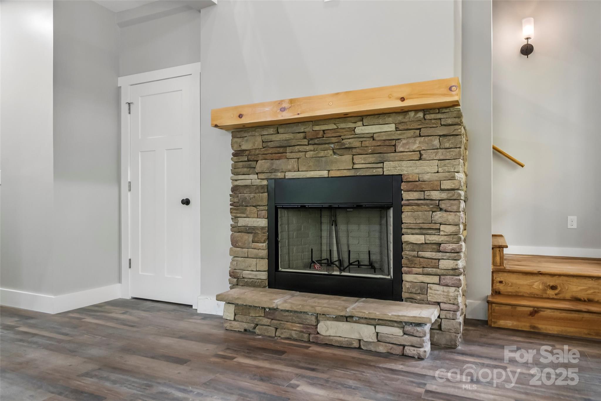 511 Blue Ridge Drive North Marion, NC 28752 - Photo 21 of 41 a view of an entrance of the house