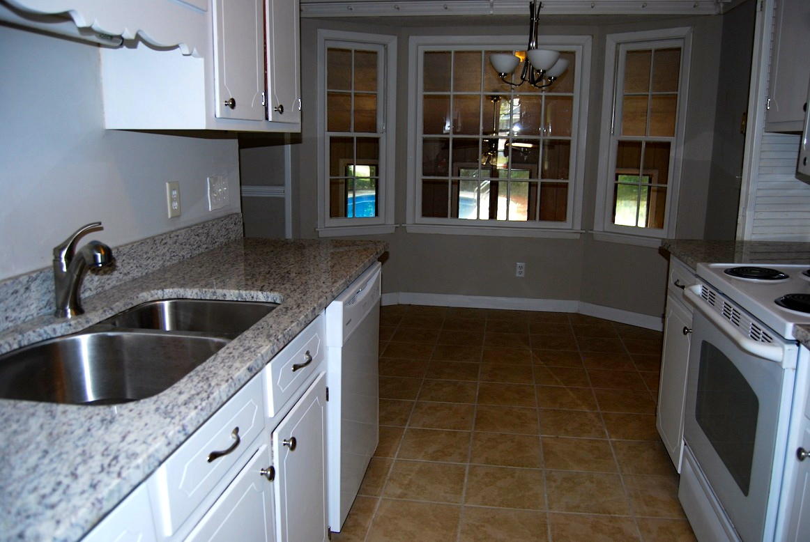 334 Heber Road Summerville, SC 29485 - Photo 11 of 21 DSC_1593