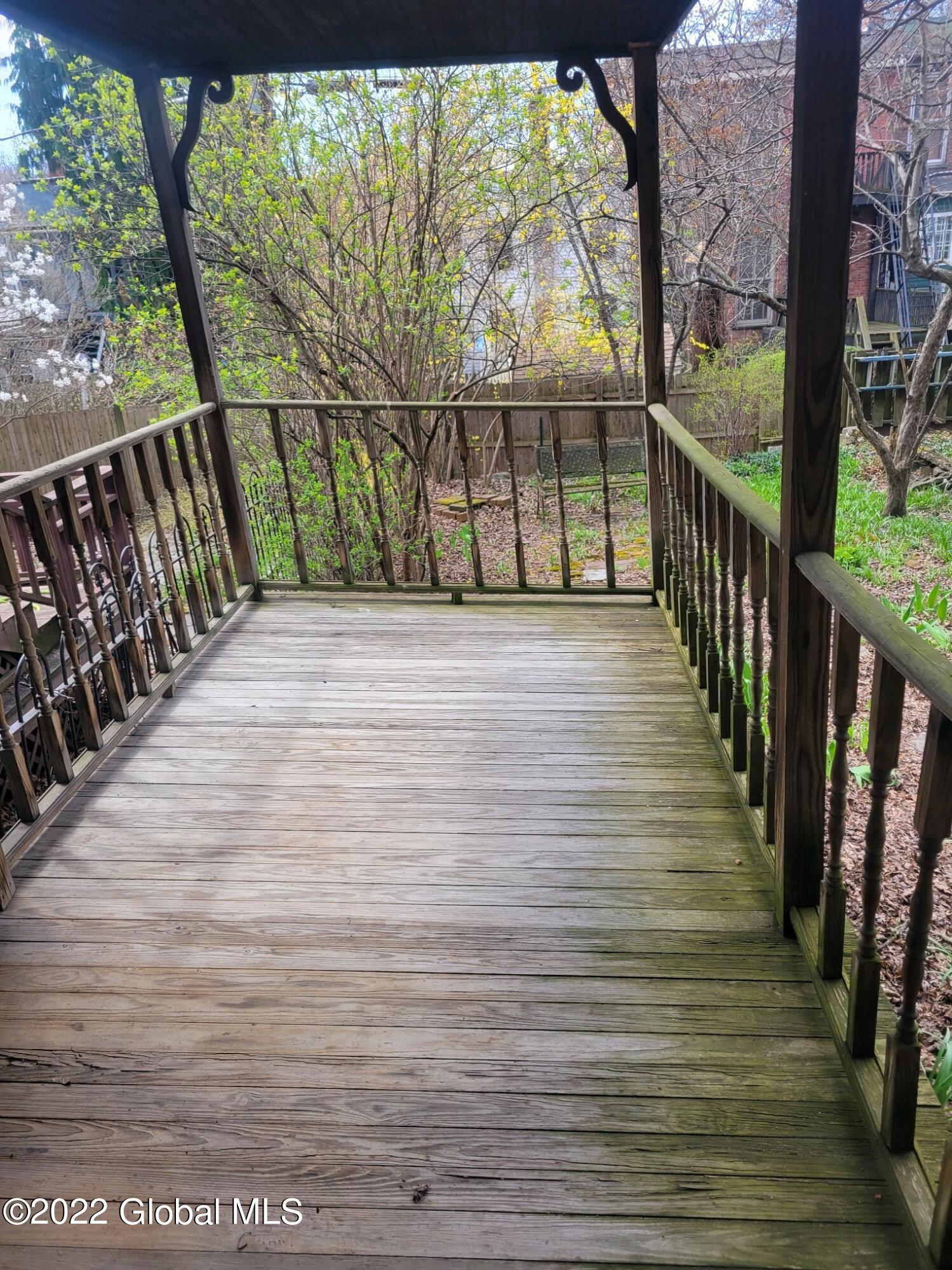 142 Chestnut Street Albany, NY 12210 - Photo 18 of 19 2