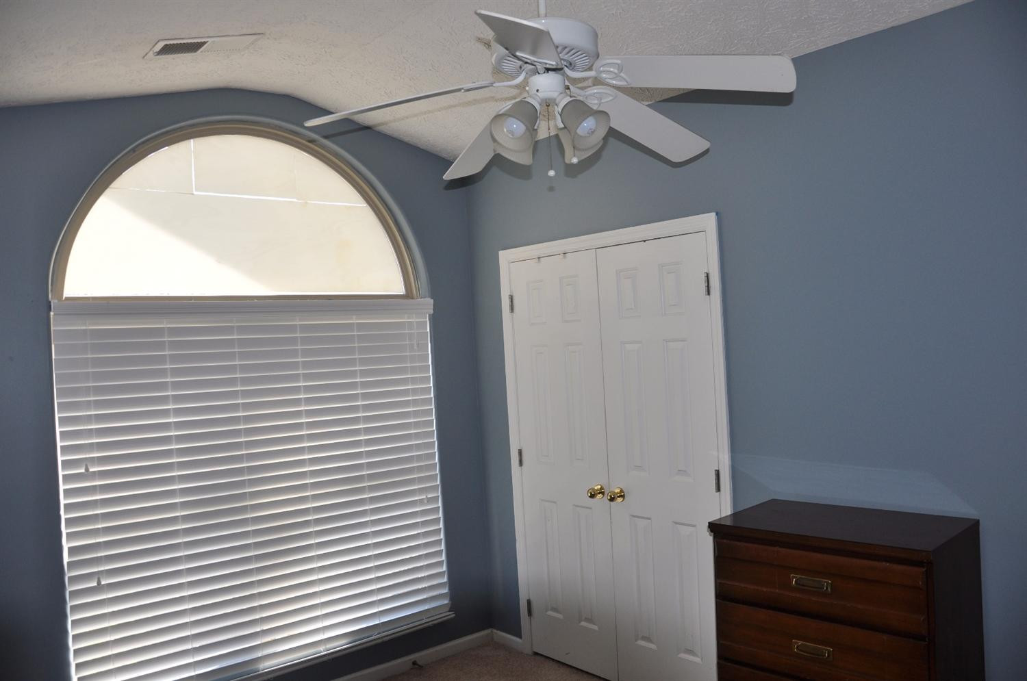 237 Spring Valley Lane Lexington, KY 40511 - Photo 12 of 17 Photo 12