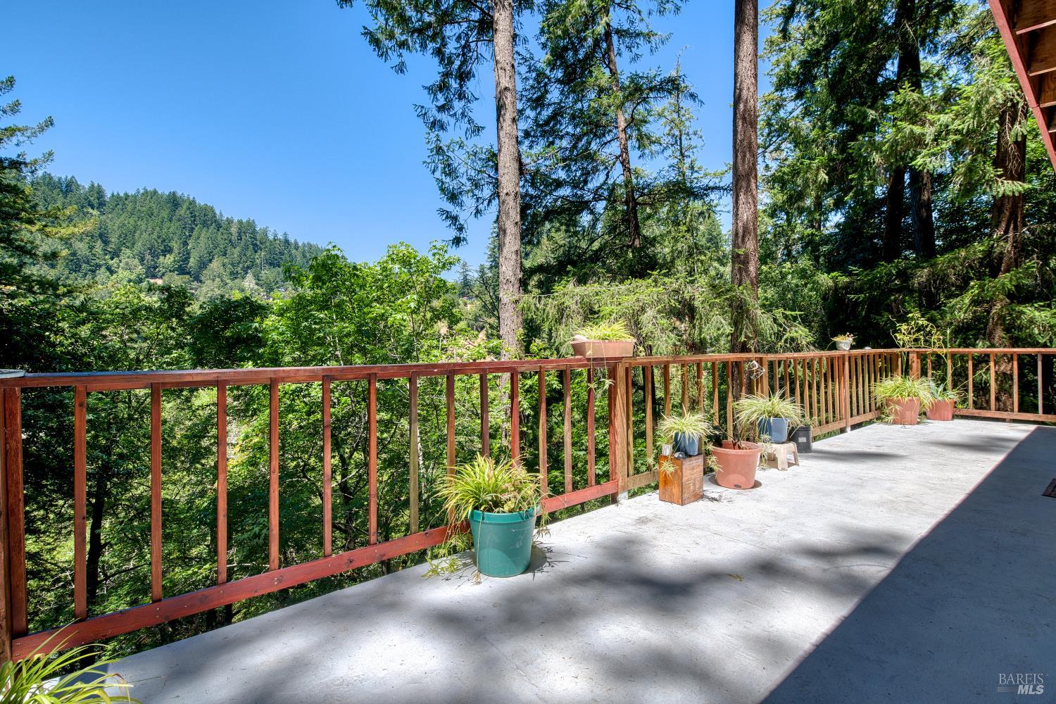 15 Mountain View Road Forest Knolls, CA 94933 - Photo 10 of 48 Gallery Image 10