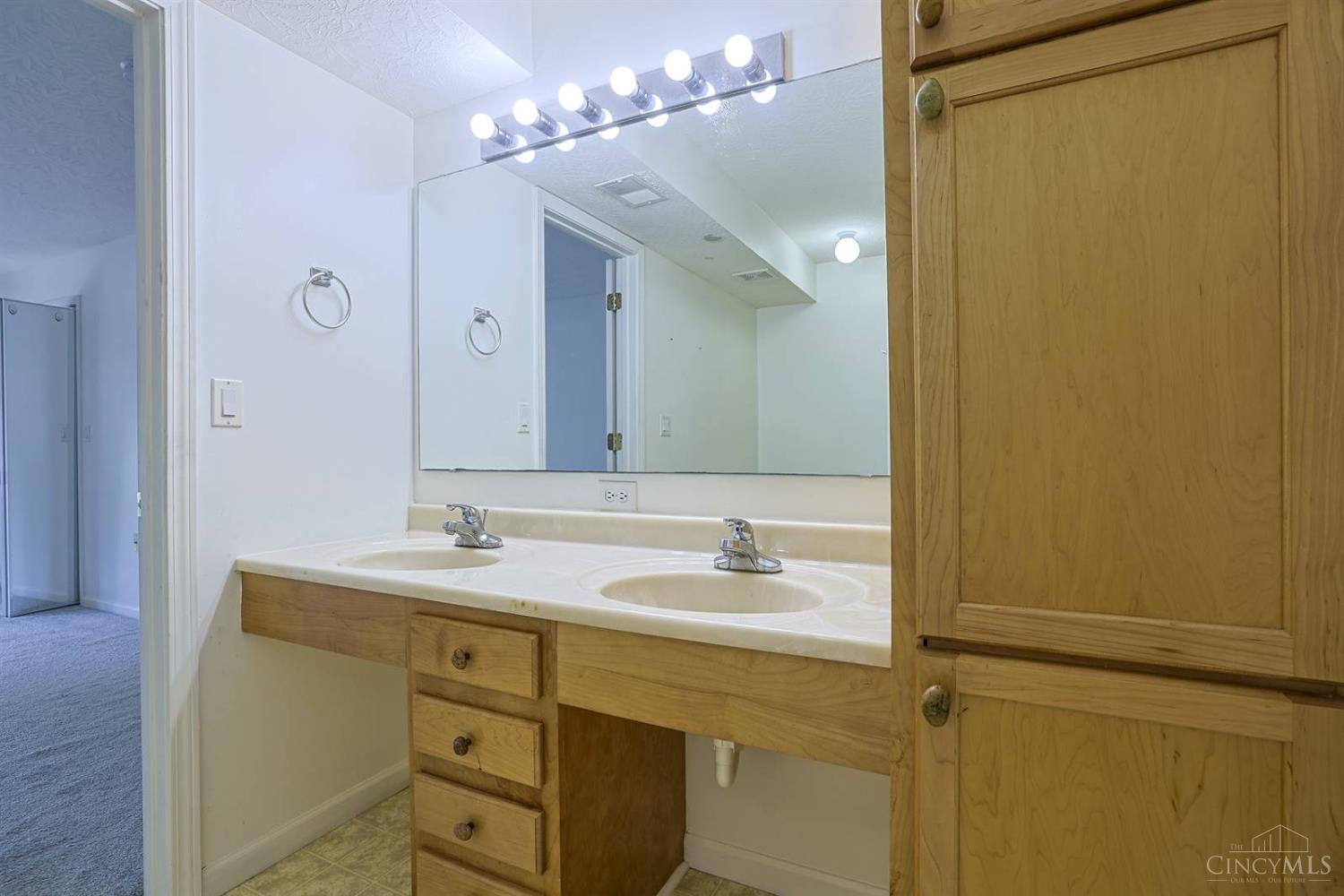 10300 West Road, Unit 20 Harrison, OH 45030 - Photo 20 of 29