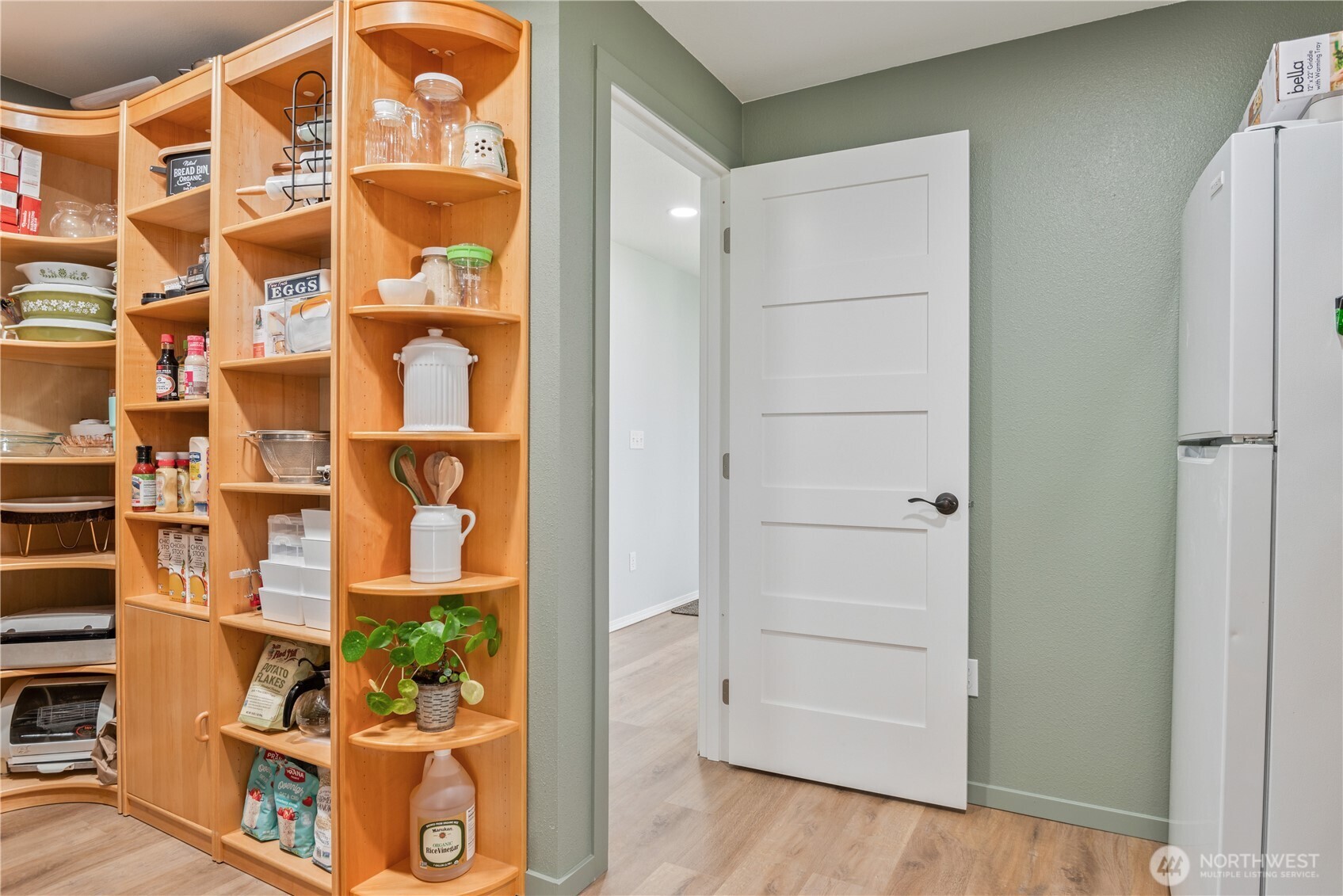 718 Rhoades Road Winlock, WA 98596 - Photo 14 of 39