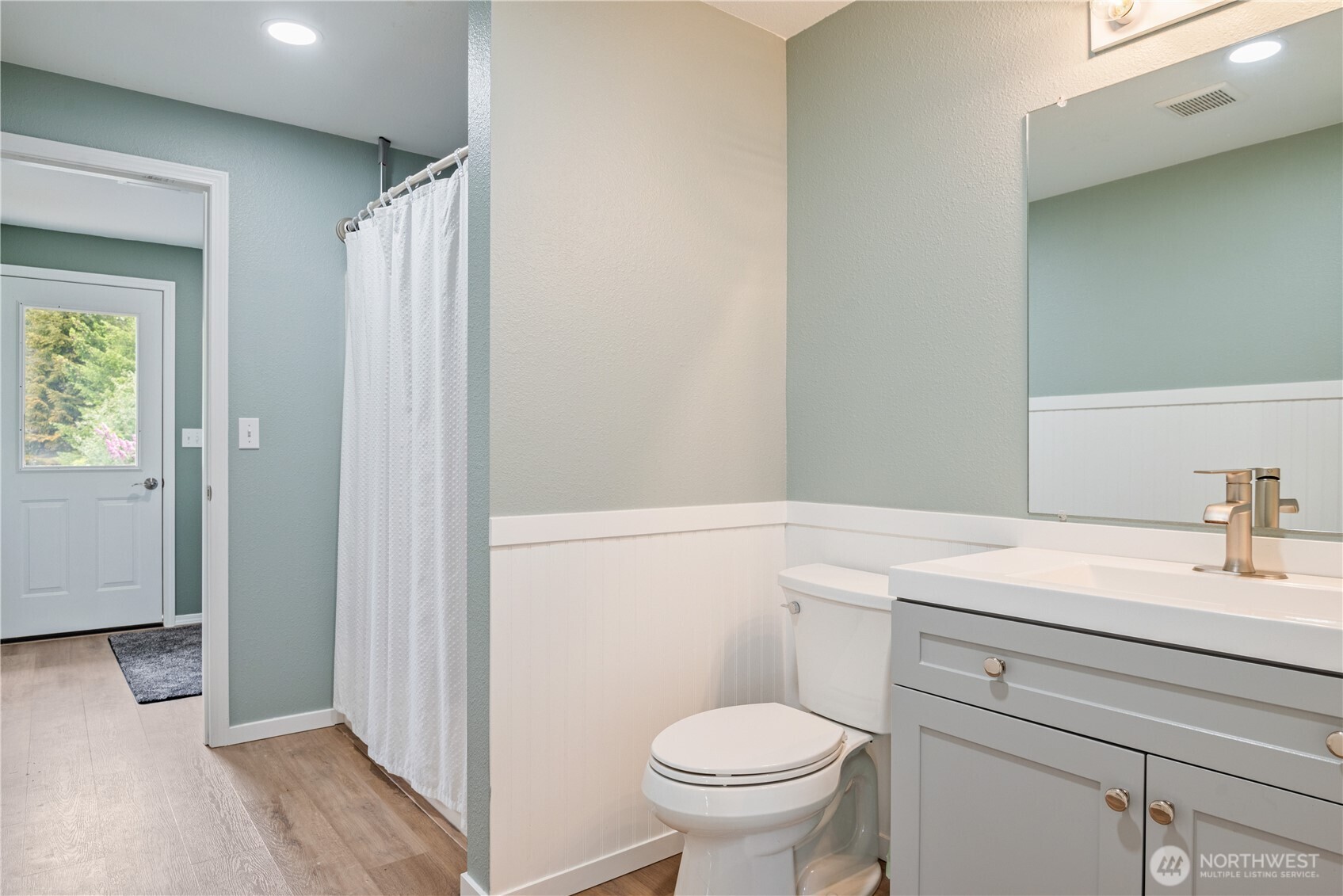 718 Rhoades Road Winlock, WA 98596 - Photo 17 of 39