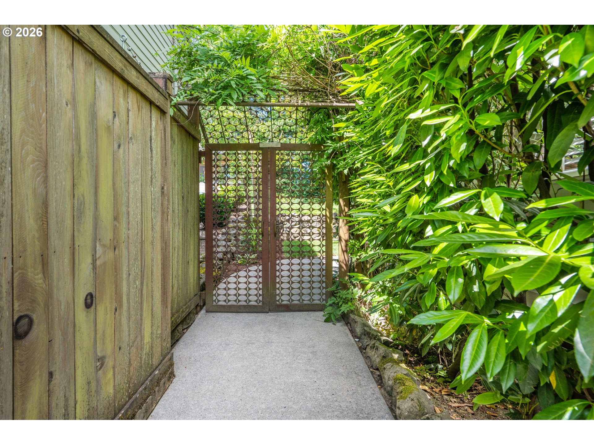 11410 Southwest 47th Avenue Portland, OR 97219 - Photo 35 of 37