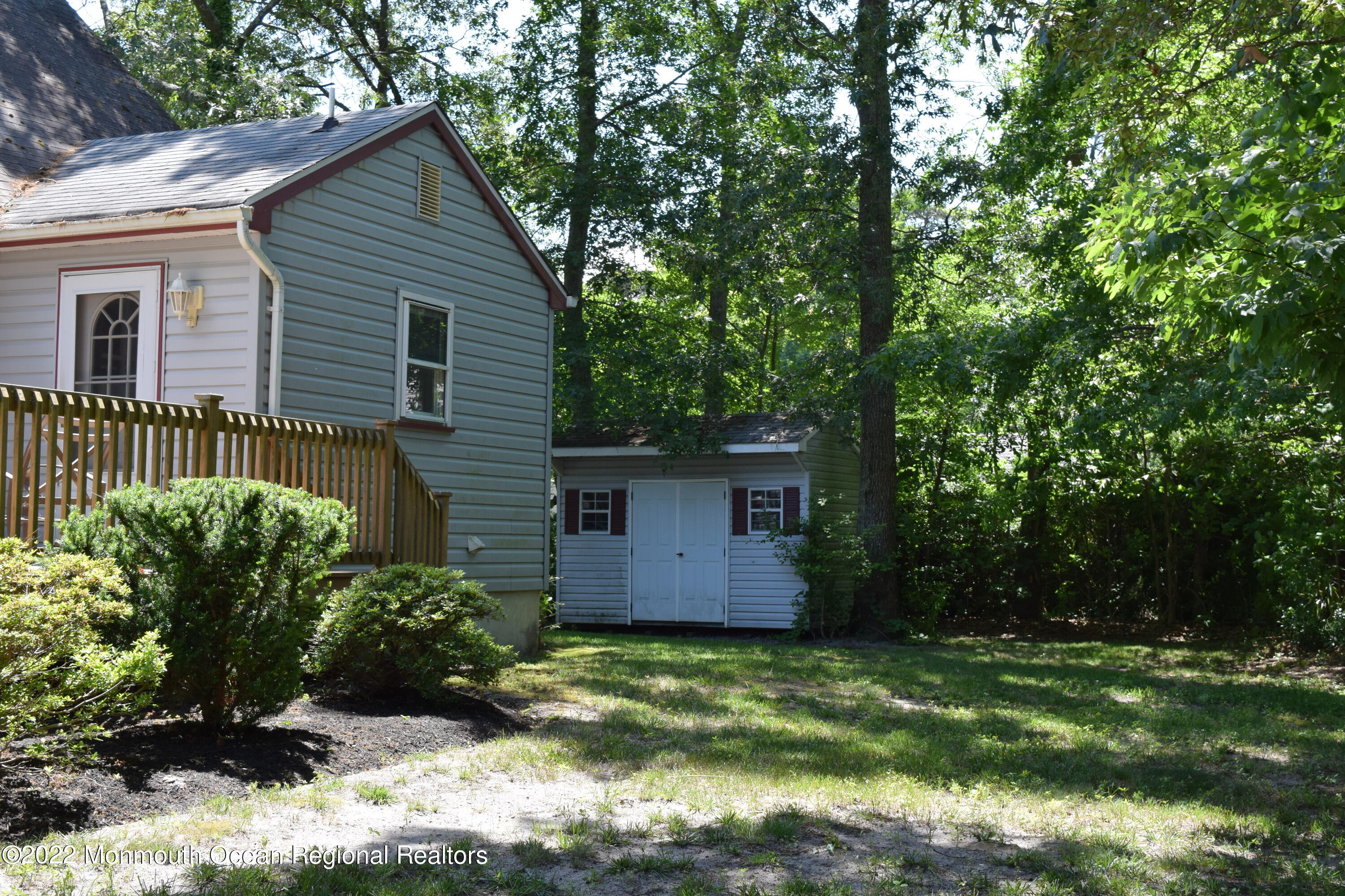 215 Riverside Drive Bayville, NJ 08721 - Photo 3 of 29 DSC_0029