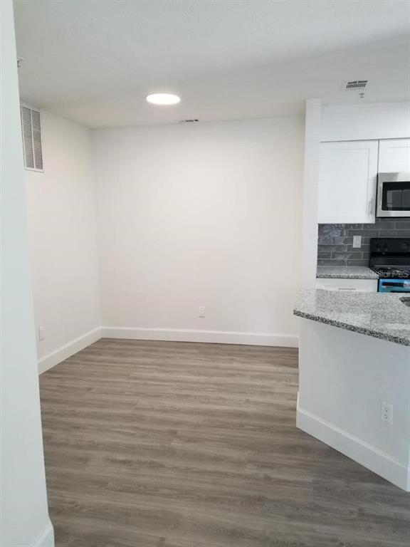 238 Afton Square, Unit 206 Altamonte Springs, FL 32714 - Photo 5 of 17