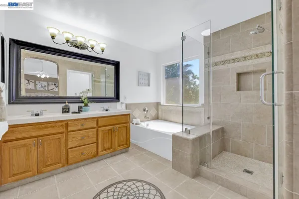 $768,000 | 723 Ann Gabriel Lane, Tracy, CA 95377