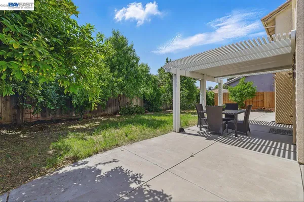 $768,000 | 723 Ann Gabriel Lane, Tracy, CA 95377