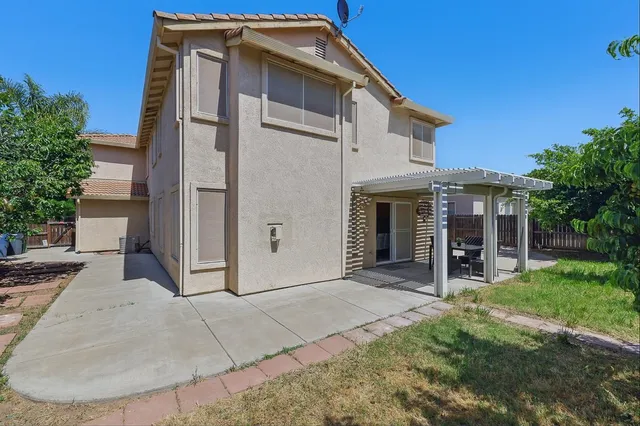 $780,000 | 723 Ann Gabriel Lane, Tracy, CA 95377