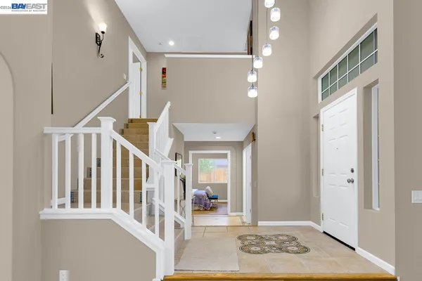 $768,000 | 723 Ann Gabriel Lane, Tracy, CA 95377