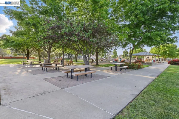 $768,000 | 723 Ann Gabriel Lane, Tracy, CA 95377