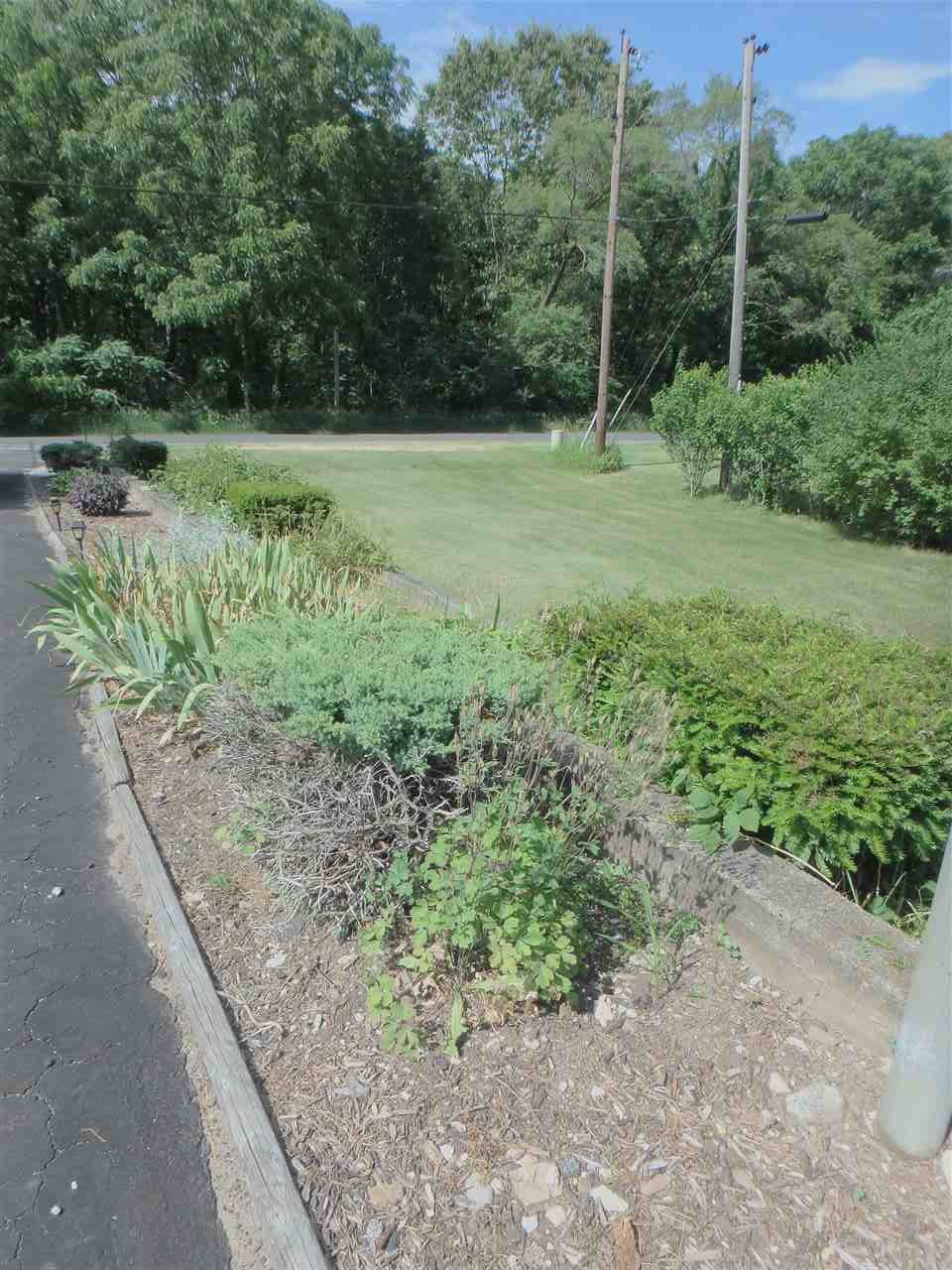 25560 Grant Road South Bend, IN 46619 - Photo 29 of 35 Gallery Image 29