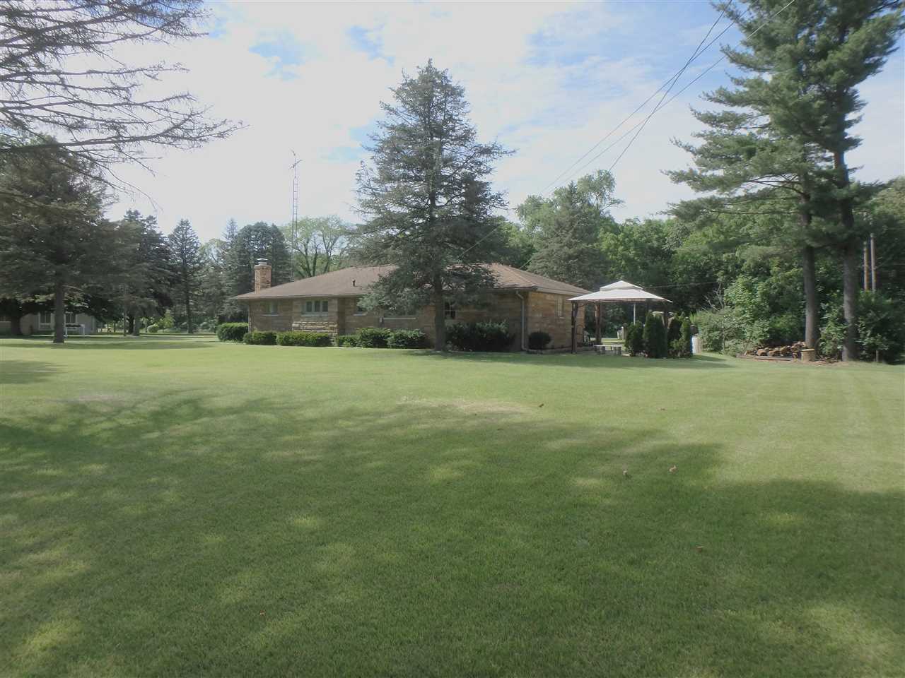 25560 Grant Road South Bend, IN 46619 - Photo 31 of 35 Gallery Image 31