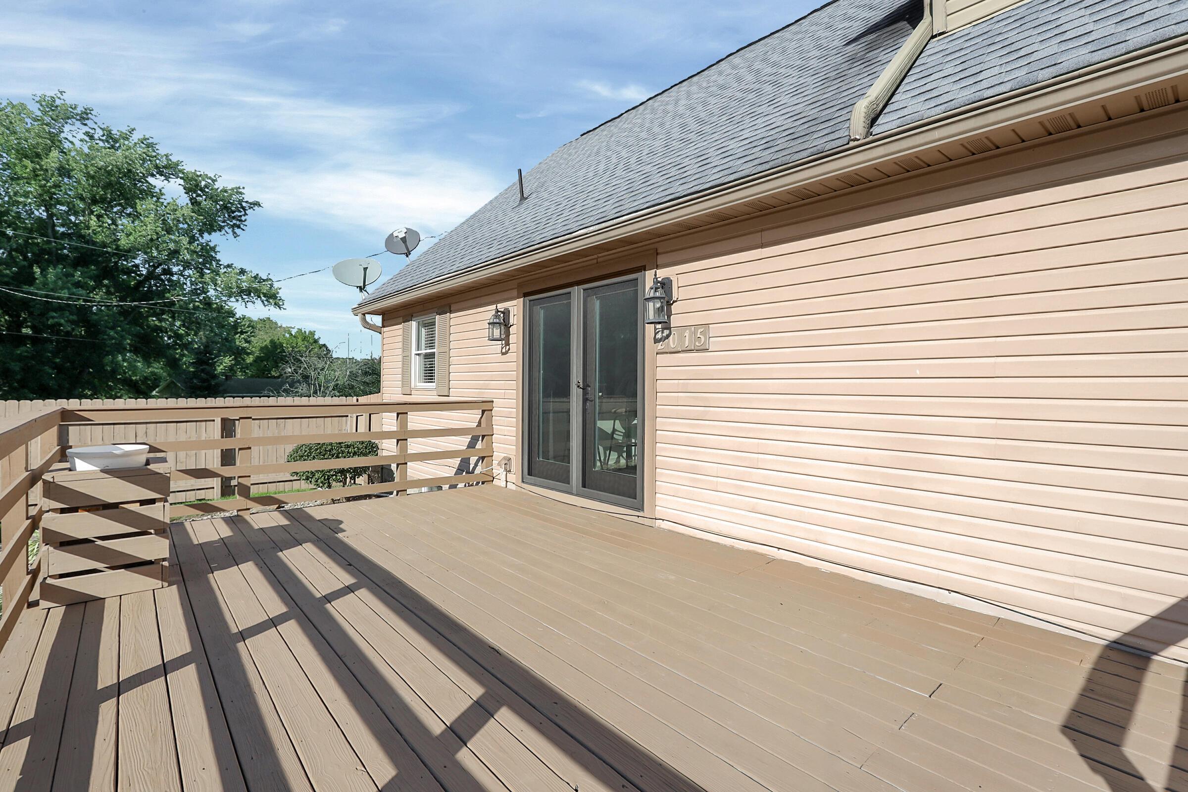 2015 Crumley Road Southwest Lancaster, OH 43130 - Photo 35 of 43 IMG_0298