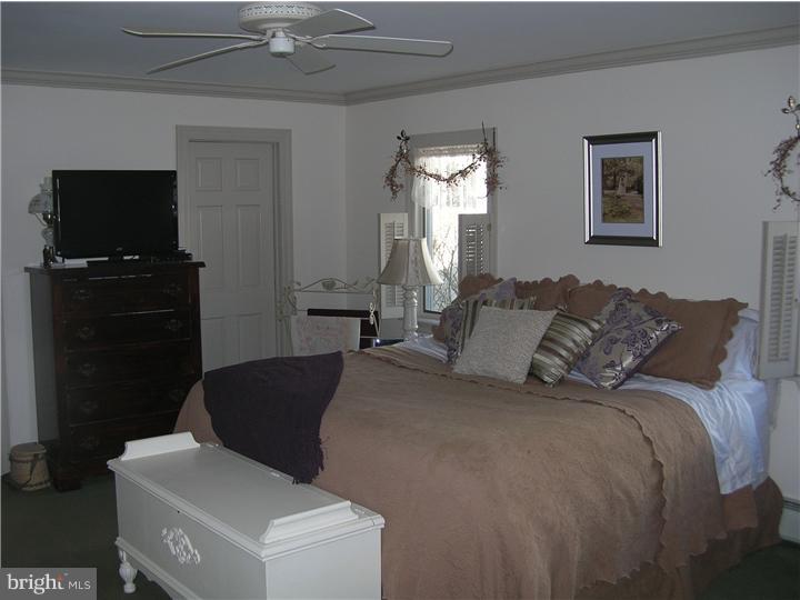 15 Hemlock Road Levittown, PA 19056 - Photo 14 of 22 Bedroom - Main